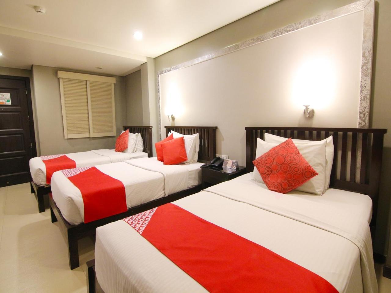 Oyo 103 Artina Suites Hotel Makati City Exterior photo
